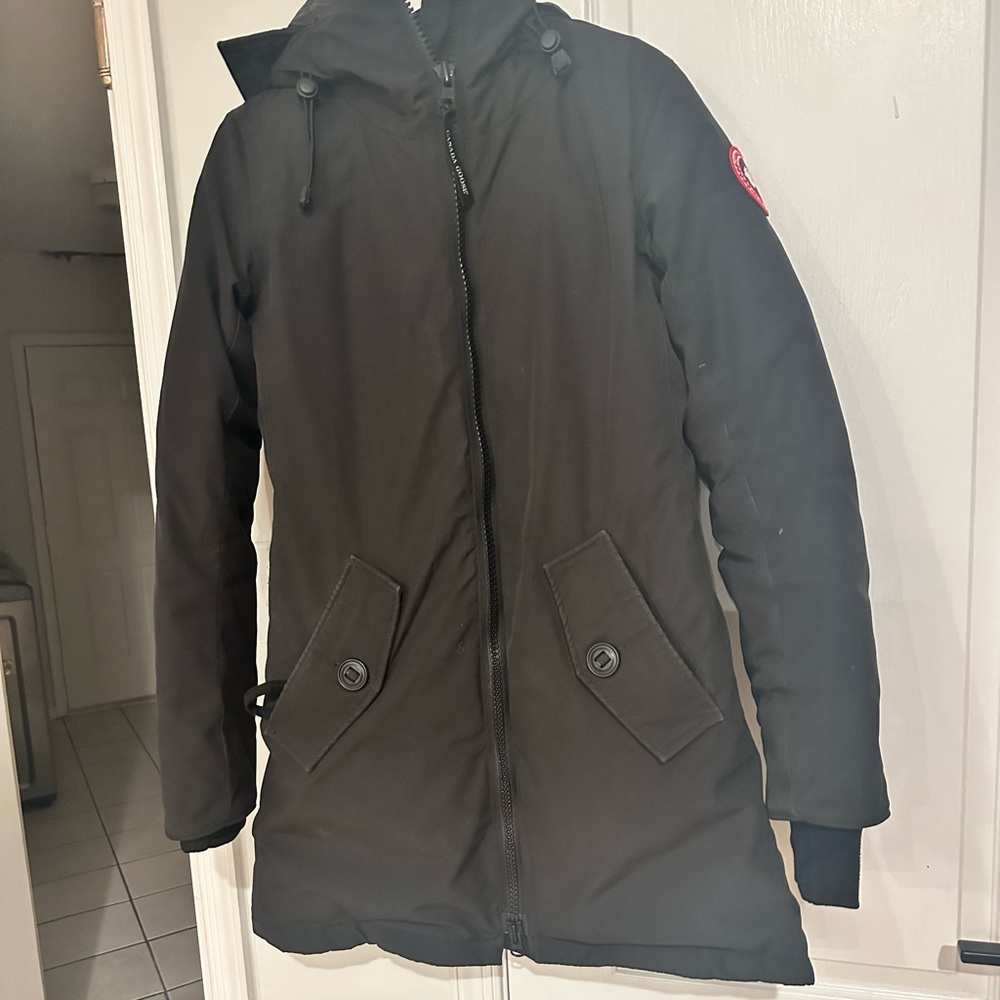 Women’s Canada Goose coat